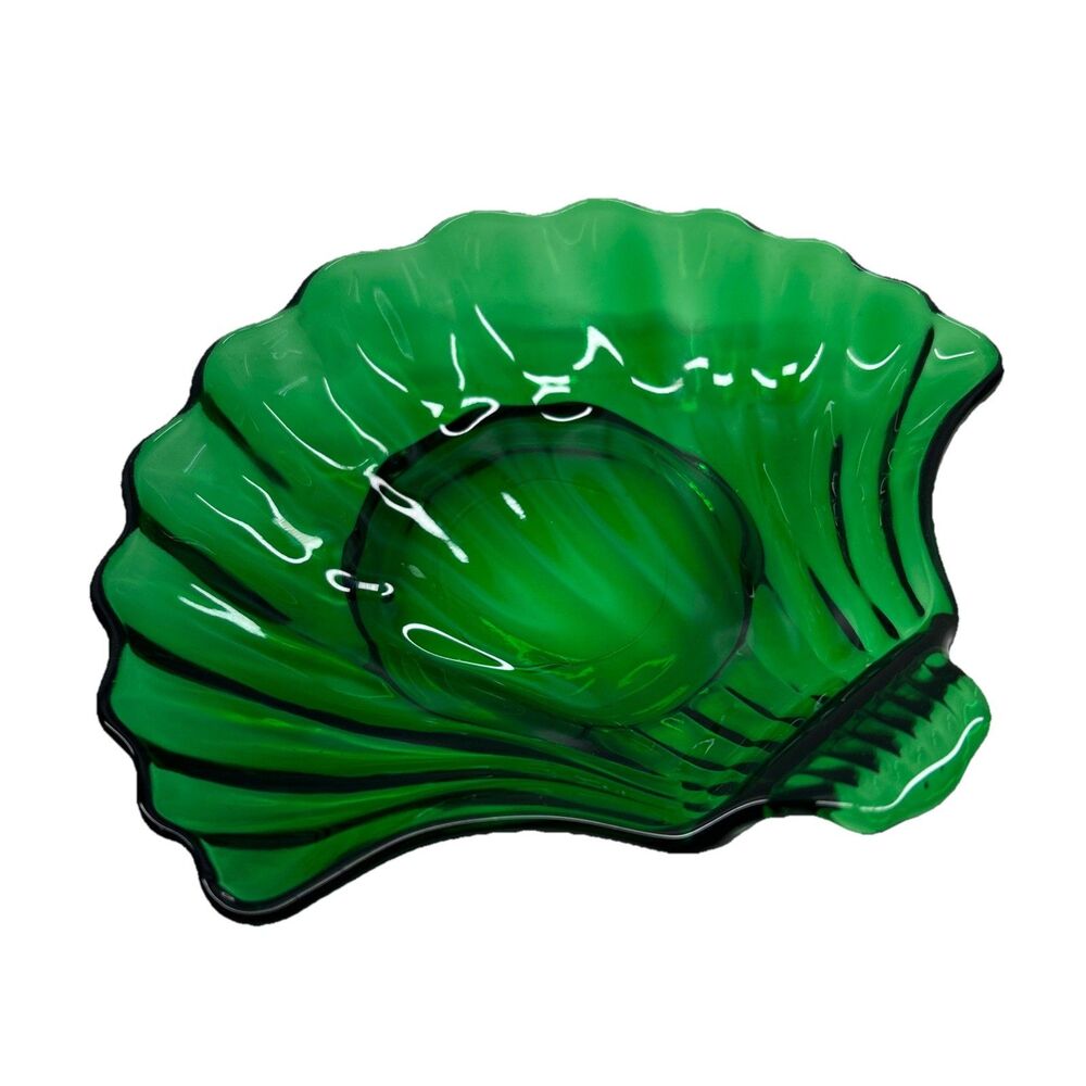 Vintage MCM Green Sea Shell Dish 7"in VGC